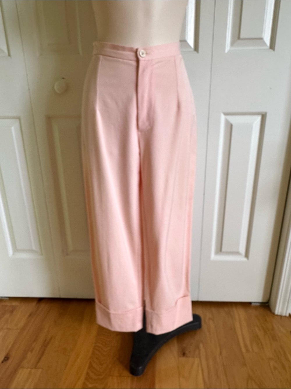 VERTIGO Pale Pink High Rise Cropped Pants 6